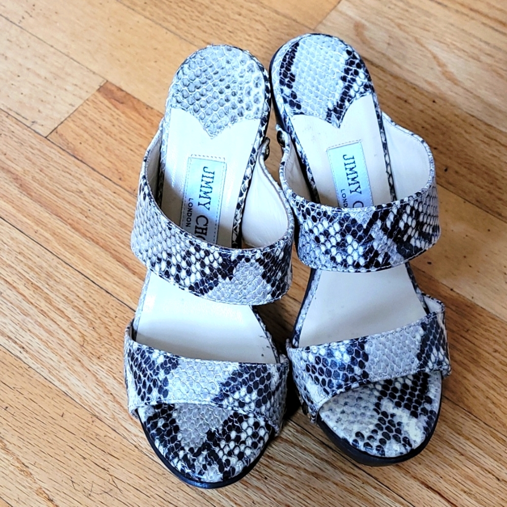 Jimmy Choo platform shoe